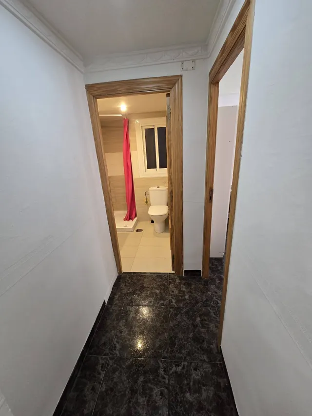 Acogedor piso en venta en Colonia Requena — 16