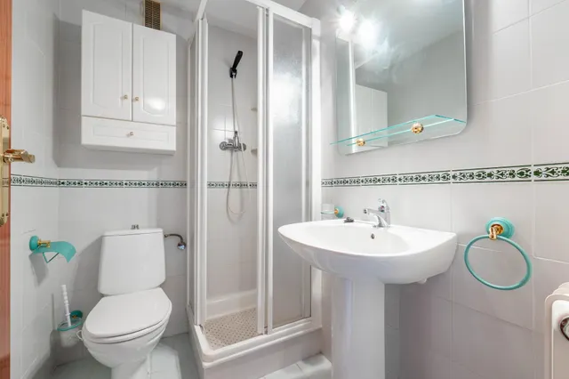 PISO DE 3 DORMITORIOS 2 BAÑOS CON PISCINA, GARAJE Y TERRAZA CON VISTAS DESPEJADAS EN PARQUE NUEVA GRANADA — 45