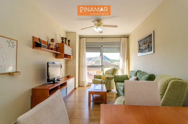 Venta de apartamento en Cobatillas con trastero - foto 4