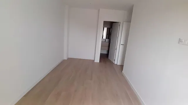PISO DE NUEVA CONSTRUCCIÓN EN ZONA DE CIUTAT JARDÍ — 36
