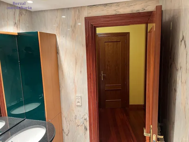 Extraordinario piso en el Espolón — 31