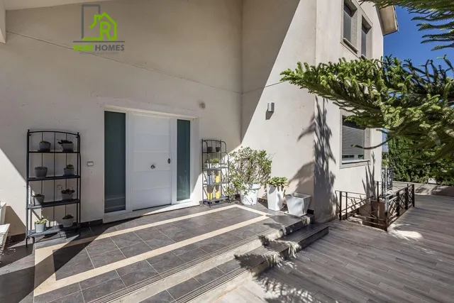 Chalet en Cañadas del Parque, Dilar — 8