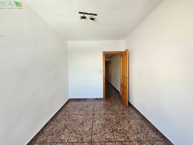 SE VENDE SEGUNDO PISO EN EL CENTRO DE NOVELDA - ALICANTE — 11