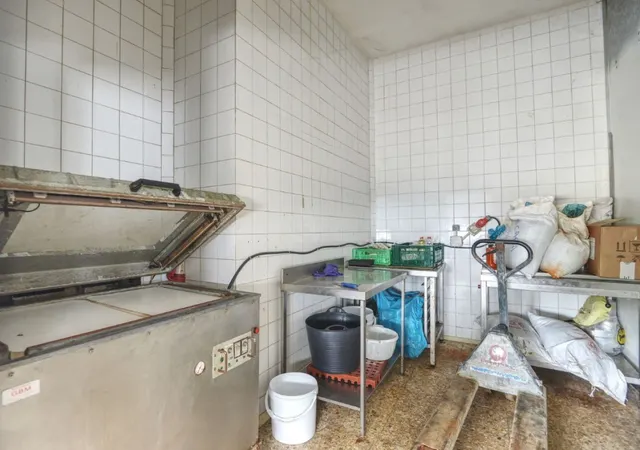 Nave en venta en O´Vilar (Guísamo) — 13