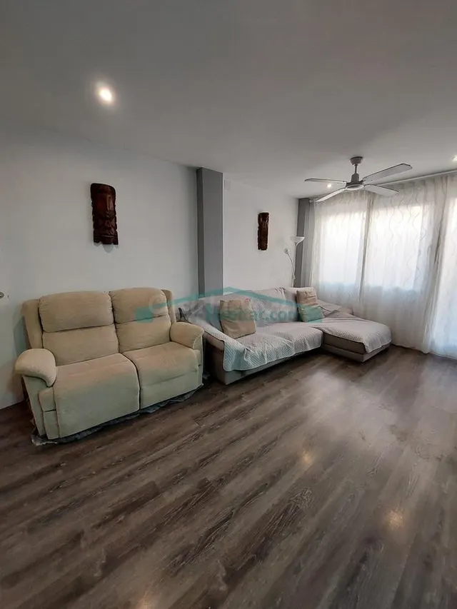 PISO EN VENTA EN VALENCIA – LUMINOSO, REFORMADO Y CON DOS PR - foto 3