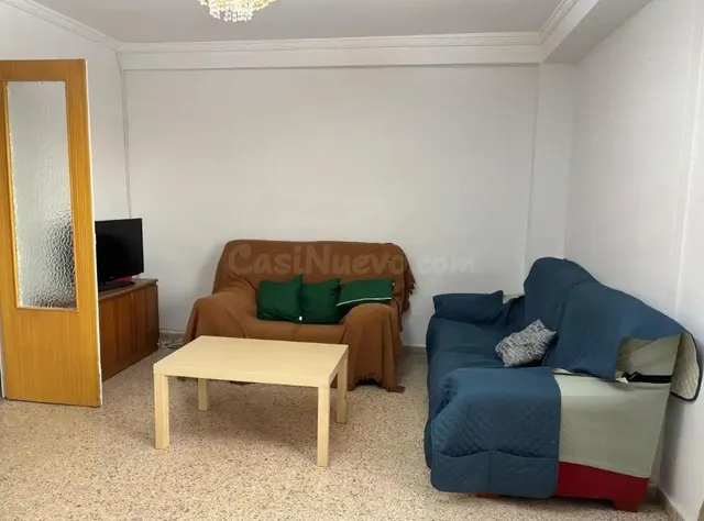 Habitación en Calle Mar Menor Santa María De Gracia — 5