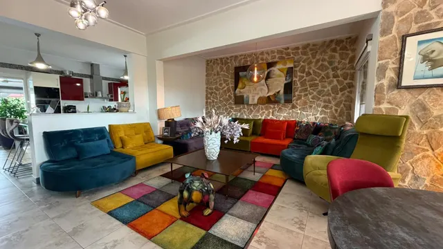 VILLA DE 4 DORMITORIOS Y 3 BAÑOS. PARCELA DE 1.850 M2. CON PISCINA CLIMATIZADA Y CASA DE INVITADOS INDEPENDIENTE EN CATRAL. — 15