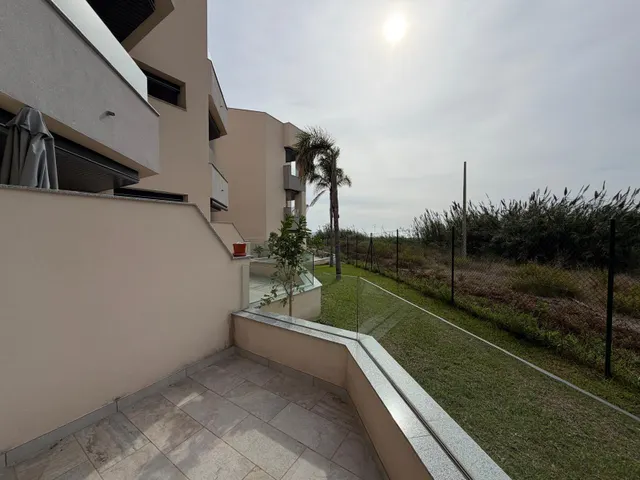 Piso en planta baja en Valle Niza, a un paso del mar. — 11