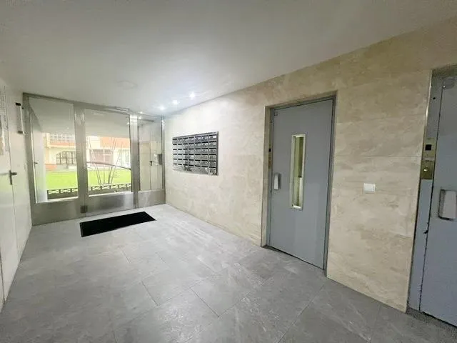 Piso para entrar a vivir — 9