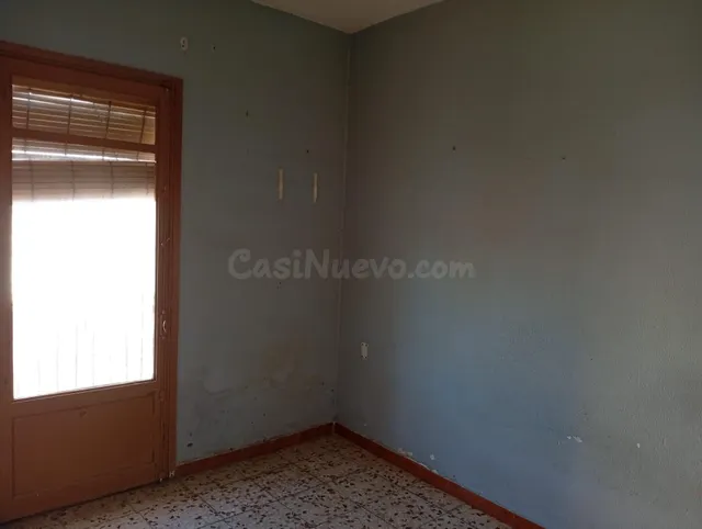 Piso en venta en La Línea – 3 dormitorios, 3ª planta para re - foto 5