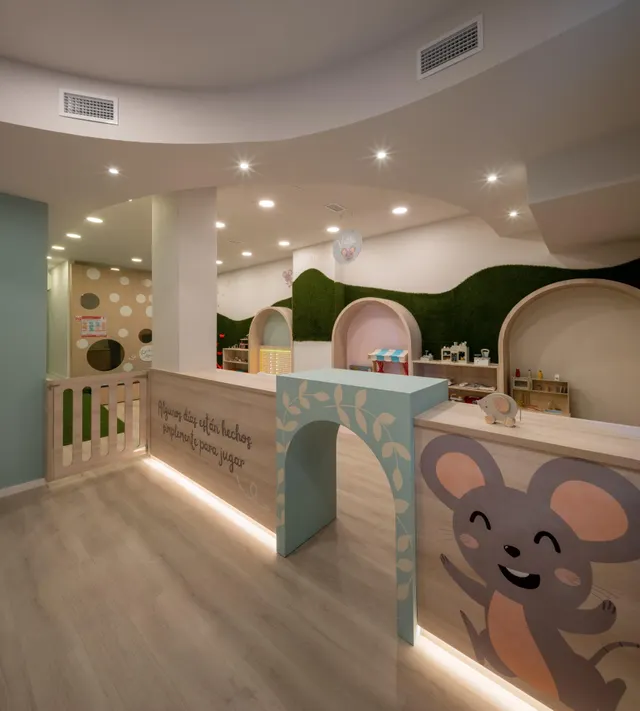 TRASPASO ESPACIO INFANTIL EN MÁLAGA | NEGOCIO EN FUNCIONAMIENTO | 130.000 € — 13