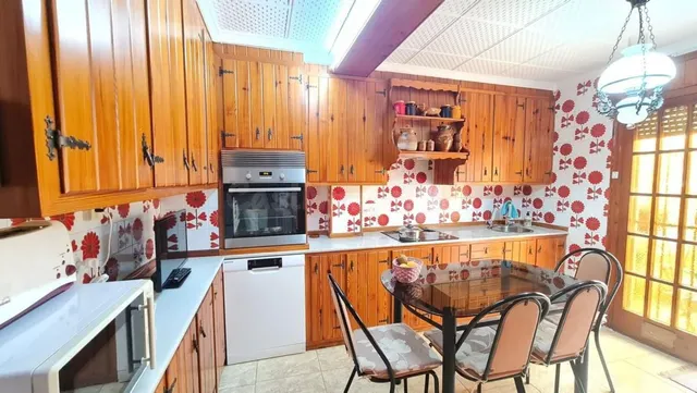 Villa 4 habitaciones 350m² en venta - Gran avenida - foto 5