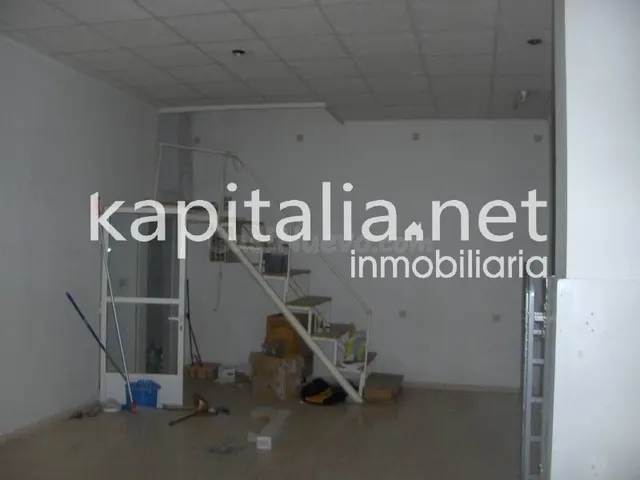 LOCAL COMERCIAL - foto 3