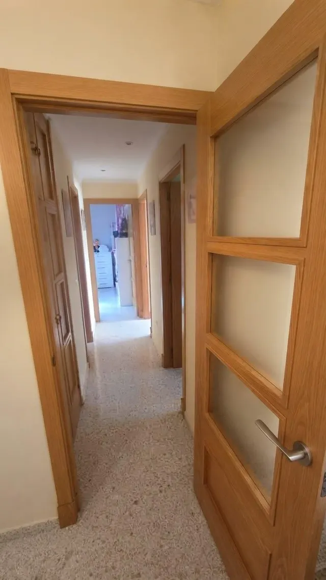 Amplio Piso VPO con terraza en zona Sur, Jerez de la Frontera — 11