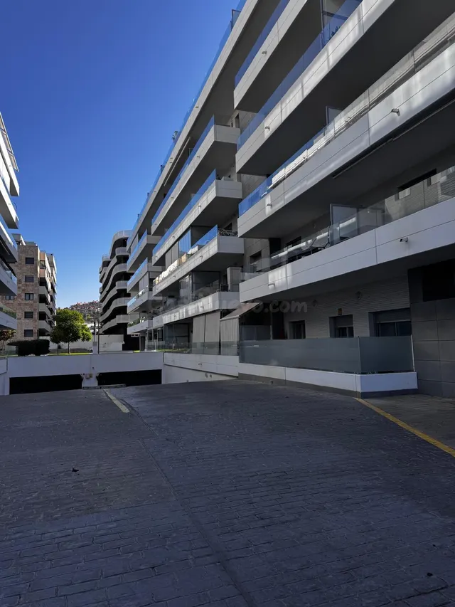 Seminuevo apartamento en la urbanización guadaiza — 22