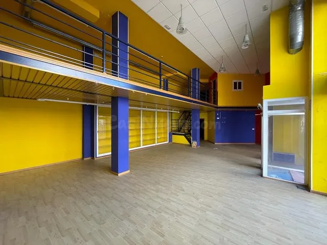 LOCAL EN VENTA ZONA CENTRO DE PONFERRADA — 5