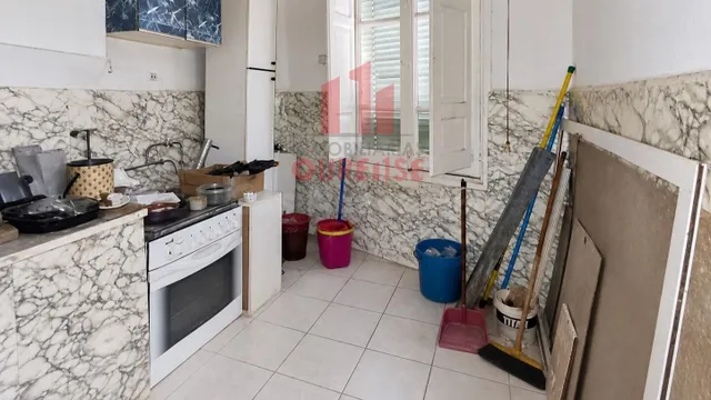 EDIFICIO PARA REFORMAR PRÓXIMO A CALLE MARCELO MACIAS — 4