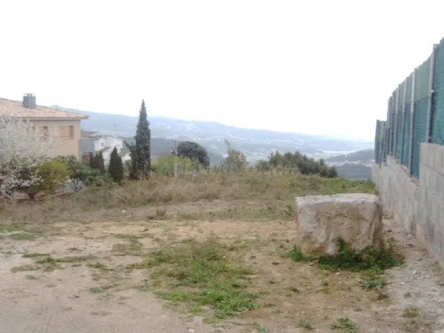 Parcela muy llana y fácil de edificar con unas vistas immejo