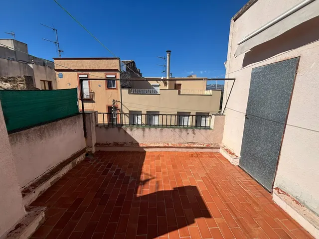 Casa de 194 m2 con 6 habitaciones y terraza en el centro de Bítem (Tortosa) — 28