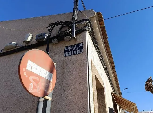 SE VENDE piso OKUPA en C Jose Doval 32 de Alcantarilla - foto 2