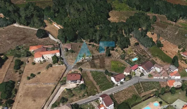 Finca Urbanizable con Vivienda para Reformar en Toén, Ourens - foto 2