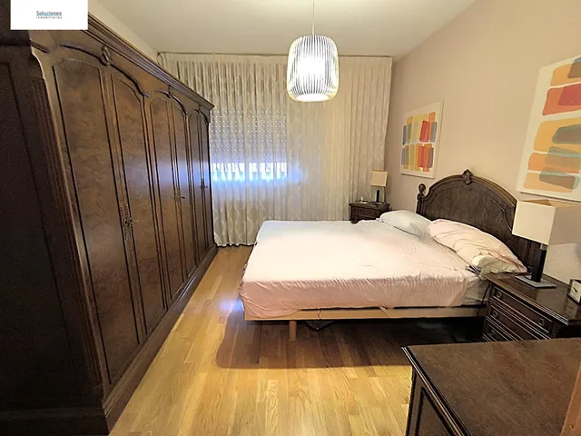 Amplio y Luminoso Piso en Albacete, Ideal para Familias — 12