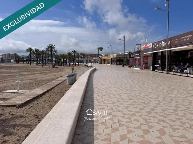 Apartamento totalmente reformado – Vistas al mar – A 30m de  - foto 5