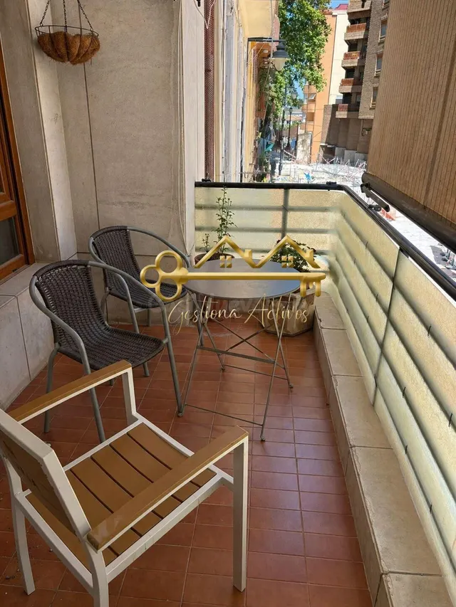 Piso amplio y luminoso en Plaza de Concepción, Ontinyent – r - foto 2