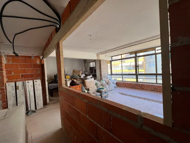 Maravilloso piso semireformado en el centro - foto 4