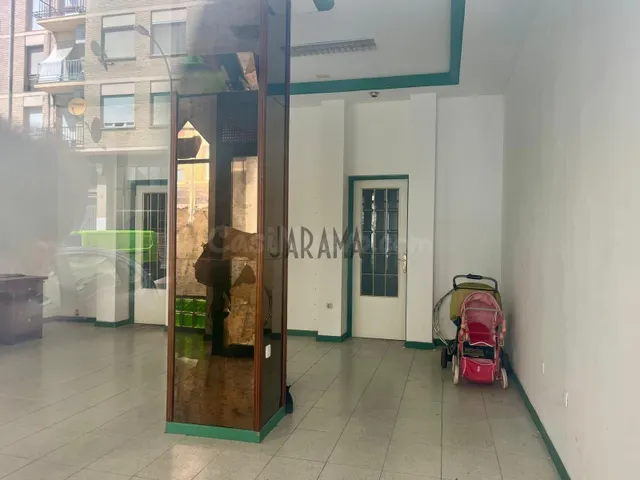 NAVE MUY ESPACIOSA A CINCO MINUTOS DEL CENTRO DE TUDELA - foto 3