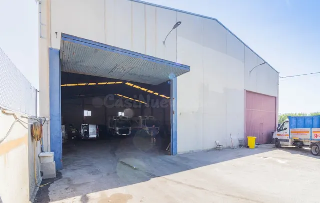 EN VENTA AMPLIA NAVE INDUSTRIAL EN CALLOSA DE SEGURA. - foto 2