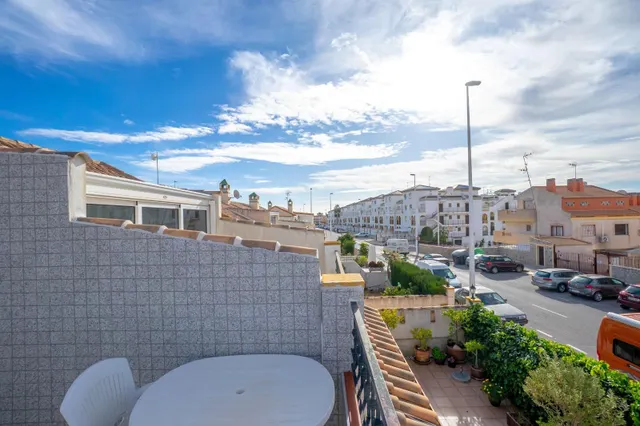 Encantadora Casa Adosada con Terraza Soleada en La Zenia — 21