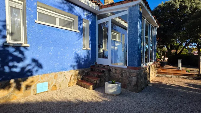 Chalet con piscina en Eurovillas — 20