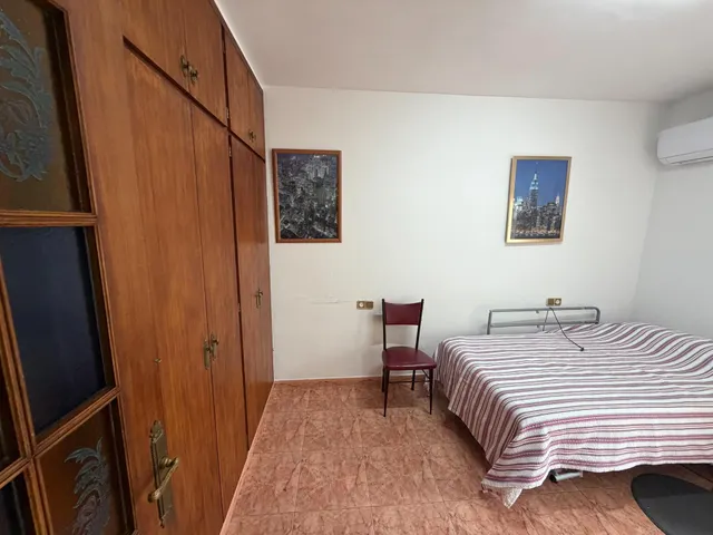 VIVIENDA ADOSADA DE 3 PLANTAS CON GARAJE , 4 habitaciones , AMPLIAS TERRAZAS EN SEGUR DE CALAFELL. — 27