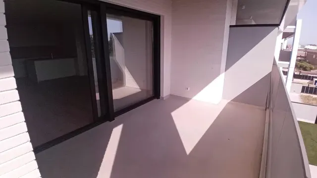 PISO DE NUEVA CONSTRUCCIÓN EN ZONA DE CIUTAT JARDÍ — 41