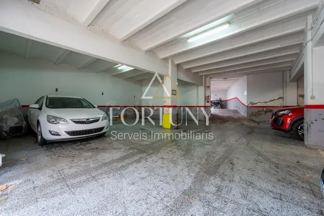 Edificio en venta en Constanti - foto 4