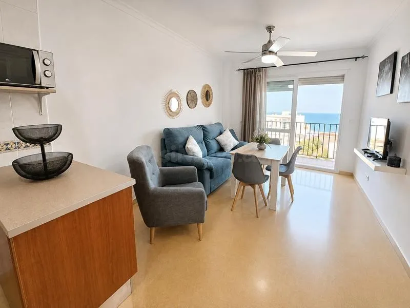EXCLUSIVO PISO EN ALQUILER  CON VISTAS AL MAR EN SABINILLAS  LARGA TEMPORADA