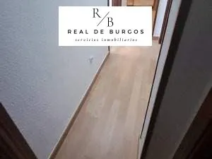 Piso en alquiler en Plaza Batallas — 18