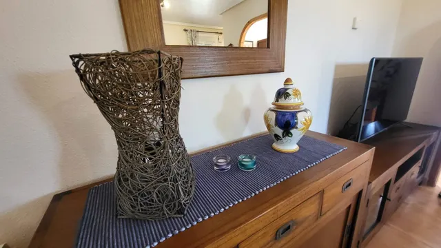 Chalet esquina de 3 Dormitorios y 3 Baños en parcela grande arreglada de 600m2 con piscina y garaje privado — 37