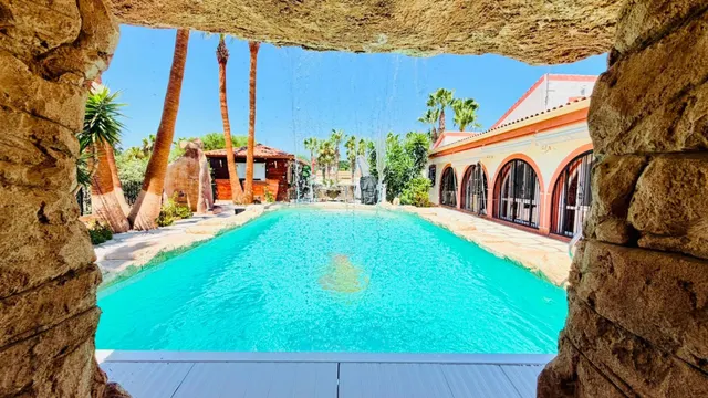 Villa 5 habitaciones 417m² en venta - Comunidad valenciana — 5
