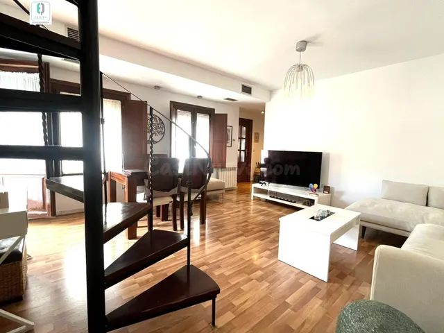 PRECIOSO ÁTICO DÚPLEX EN LA MEJOR ZONA DE LA ZUBIA - foto 5