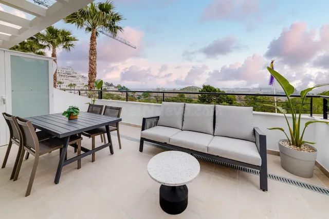 ESPECTACULAR ATICO CON TERRAZA Y PISCINA - foto 5