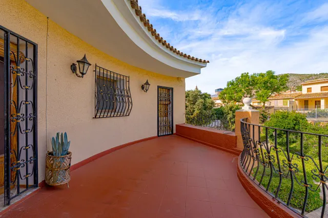Villa mediterránea con vistas al valle a la venta en el centro de Alcalalí — 48