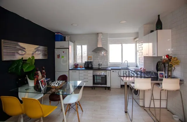 Piso 3 habitaciones 86m² en alquiler - La Llum - foto 4