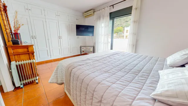PRECIOSA CASA  A LA VENTA EN BENAHAVIS — 10