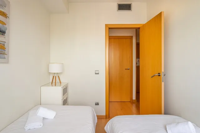 PISO AMUEBLADO — 16