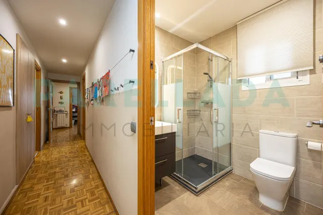 Ático exclusivo con dos terrazas y vistas al mar en el centro de Badalona — 21