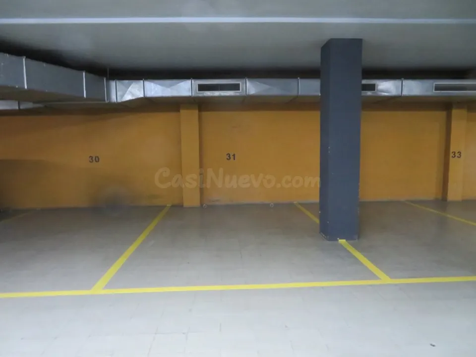 PLAZA DE PARKING EN EL RAVAL
