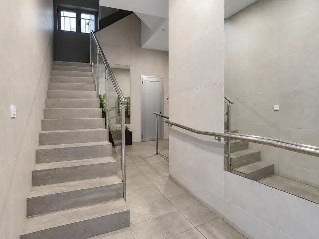 Piso luminoso con vistas al mar en La Calzada, Gijón | 3 habitaciones — 12