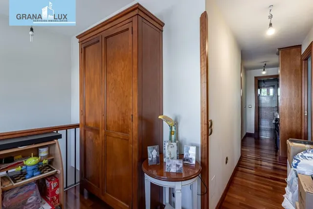 Chalet Exclusivo en Camino Bajo de Huétor — 25